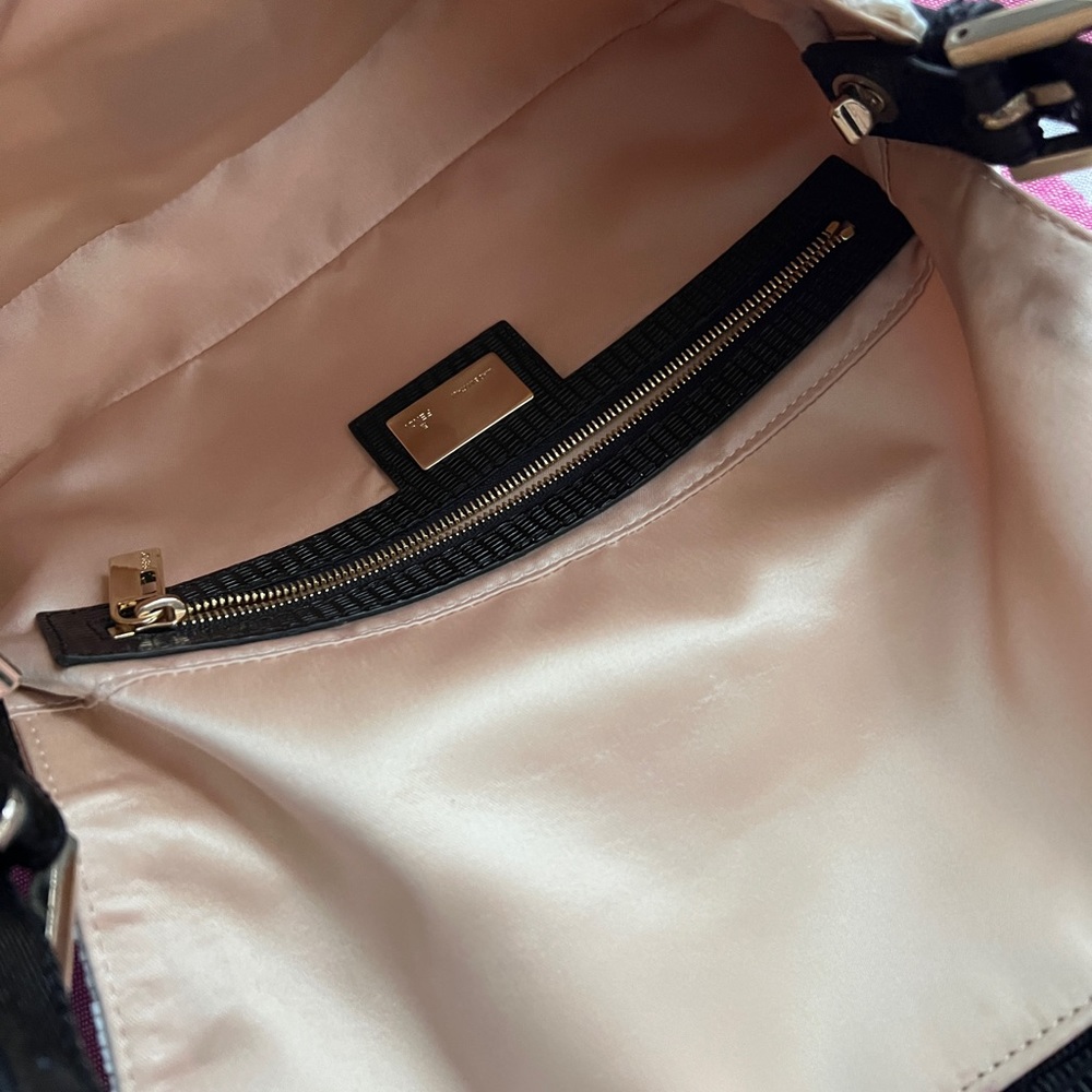 Fendi white and gold beaded baguette 2011 - Picture 4 of 7